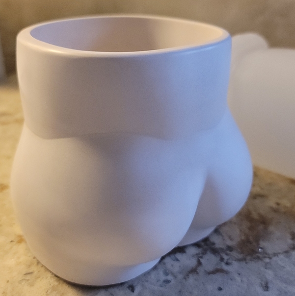 BOOTY VASE - Picture 5 of 15